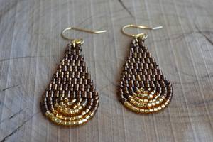 Pendientes Modernos de Cuentas de Vidrio con Diseño Turquesa y Flecos en Cascada, Joyería Única, Regalo de MS Handicraft - Product Image 5