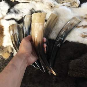 ฮอร์นดื่มสไตล์ทางศาสนาของแท้พร้อมขาตั้งทำจากแตรวัวขัดเงาภายนอกและภายในกันน้ำมาพร้อมกับขาตั้ง - Product Image 5