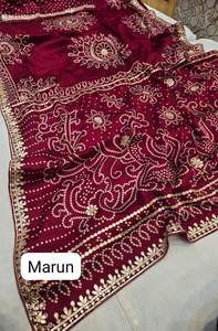 Sari de seda Gajji pura y suave con estampado Bandhani Patola sobre un trabajo pesado de Gota Patti con blusa - Product Image 2