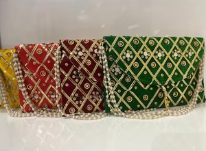 Nouvelle arrivée Embrayages de soirée brodés à la main pour femmes - Product Image 3