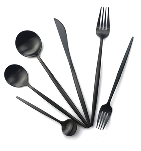4 Pcs Set de couverts en métal noir Vaisselle de mariage en acier inoxydable noir pour hôtels cuisines pour les mariages - Product Image 3