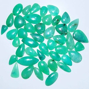 Cabochon lisse de taille libre Pierres de chrysoprase naturelles de haute qualité Produit de pierres précieuses de quartz fin - Product Image 1