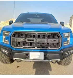F-150 RAPTOR DIESEL AWD 2019 d'occasion en excellent état, conduite à gauche, pneus R16, sièges en cuir, intérieur clair - Product Image 2