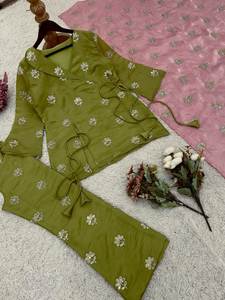 Mois Eid & Ramzan spécial broderie lourde motif à manches longues Anarkali Salwar Kameez et coordination dupatta ensemble pour adulte - Product Image 4