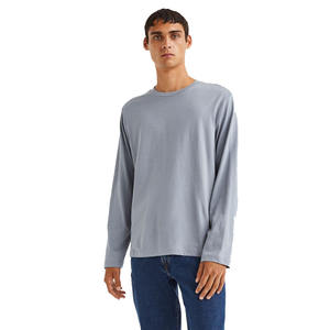 Camisa informal de manga larga de ajuste relajado de Color gris de alta calidad para hombres con cuello redondo a la venta camisas casuales en blanco para hombres - Product Image 1