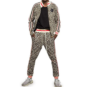 2023 dernière conception hommes Sublimation survêtement coupe ajustée Jogging veste à glissière col montant Polyester séchage rapide léger - Product Image 2