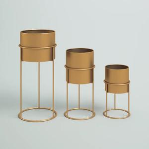 Lot de 3 jardinières intérieures/extérieures écologiques en métal doré avec couleur personnalisable et design moderne pour la décoration de la maison et du jardin - Product Image 3