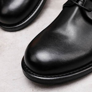 Zapatos Mocasines Cómodos de Piel Vacuna con Detalles Perforados y Suela Resistente al Desgaste, Zapatos Casuales para Hombre, Zapatos de Negocios - Product Image 5