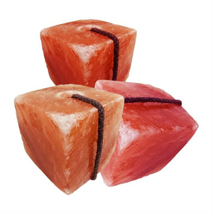 Lamido de sal del Himalaya totalmente natural en varias formas y tamaños, alimento para animales de alta calidad para caballos, ganado, peces, perros, uso alimentario - Product Image 4