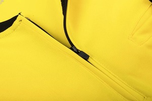 Nouveau football arbitre uniforme hommes col rabattu Football arbitre vêtements à manches courtes juge chemise trois poches Shorts - Product Image 5