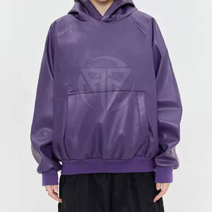 Sudadera con Capucha de Cuero para Hombre de Lujo para Invierno - Diseño Sólido, Interior Suave Ecológico y Corte Contemporáneo con Apariencia Premium - Product Image 6