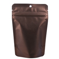 Pochettes debout noir mat Doypack à fermeture éclair en plastique PE avec fenêtre pour emballage alimentaire sacs en papier kraft laminé prêt à expédier