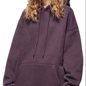 Sudadera con capucha de talla grande informal de manga larga bordada de otoño para mujer a la moda personalizada - Product Image 1