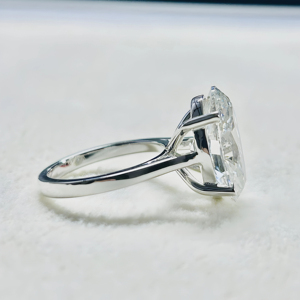 Vente en gros de bagues délicates bijoux en or blanc avec halo bleu ovale alliances pour femmes - Product Image 6