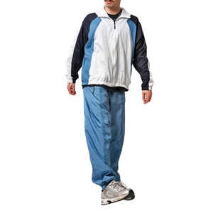 Ensemble survêtement baggy coupe-vent personnalisé 2 pièces pour femme, survêtement en nylon uni léger et surdimensionné pour homme - Product Image 1