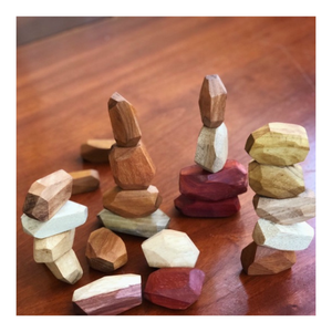 Tumi Ishi, forme de roche en bois équilibrée, design pour la décoration intérieure, l'affichage et le style créatif, approvisionnement en gros - Product Image 1