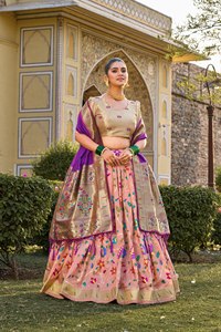 Belle Designer Soie Lehenga avec Zari Tissage Travail Lehenga choli, Les demoiselles d'honneur portent lehenga, La fonction de mariage porter Lehenga. - Product Image 2