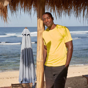 Camiseta Unisex Ultifresh de Poliéster Tejido, Corte Regular, Manga Corta, Cuello Redondo, Lisa, Casual, Transpirable, con Serigrafía y Bordado - Product Image 4