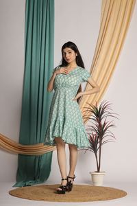 2024 dernière conception flambant neuf femmes robes acheter dames rayonne conception robe imprimée pour les vacances d'été - Product Image 4