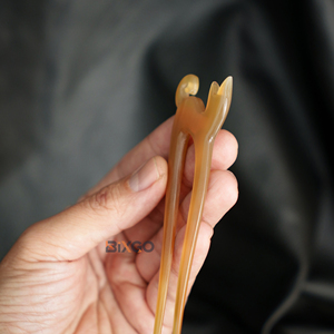 Offre Spéciale Personnalisable Naturel Corne De Buffle En Forme De Chat 2 Prong Hair Styling Fourchette En Gros Du Vietnam Personnalisé Accepté Accessoire - Product Image 6