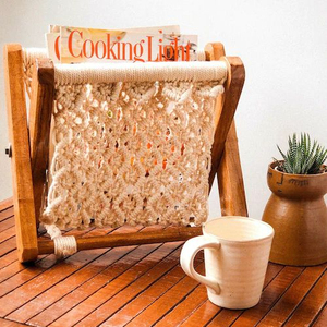 Porte-revues en macramé fait à la main beau porte-livre Boho en macramé porte-livre en coton pour la décoration de la maison et du bureau - Product Image 1