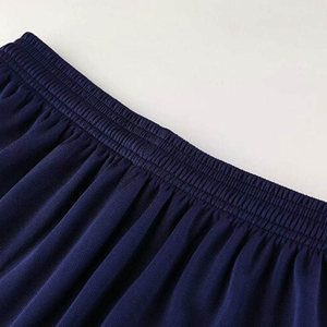 Usine OEM d'uniformes de football, ensemble de maillot et de short de qualité professionnelle, tissu respirant, nom et marque personnalisés pour les équipes - Product Image 5