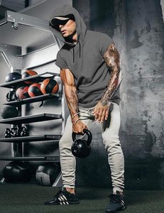 Sweat-shirt sans manches ajusté pour homme, vêtements de sport pour la musculation, conçu pour l'entraînement et la musculation - Product Image 3