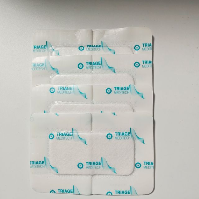 Waterproof Antibacterial Silicone Silver Foam Adhesive Dressing With Border for Wound Care/ Bed Sore AG Silicone Foam Dressing