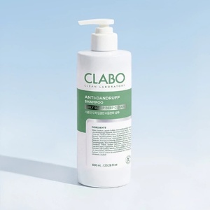 Shampoo à l'huile d'arbre à thé pour cuir chevelu gras (500 ml) - Nettoyage en profondeur, lissage et rafraîchissement - Product Image 1