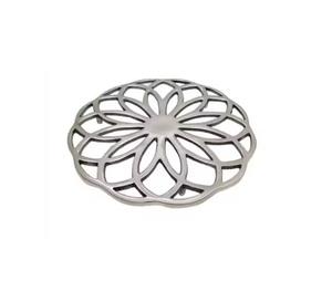 ขาตั้งสามขาทรงกลมสี่เหลี่ยมทำจากทองเหลืองอินเดียทรงสี่เหลี่ยมสำหรับโต๊ะอาหารทนความร้อนทำด้วยมือสีแดง - Product Image 2