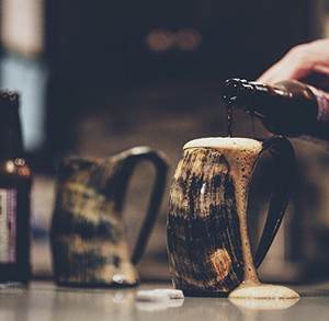 Taza Artesanal de Cuerno, Diseño Floral Clásico, Regalo Empresarial para el Hogar y la Oficina - Product Image 5