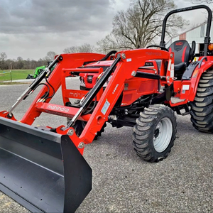 Tractor Compacto Mahindra 1626 HST de 30 HP con Cargador, Tracción en las 4 Ruedas, Transmisión de Engranajes, Bomba, Rodamiento, Alta Productividad para Agricultura - Product Image 1