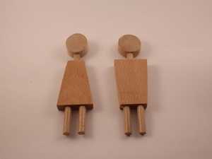 Jouet en bois fabriqué à la main en bois naturel écologique Bords lisses sûrs pour les enfants durables et parfaits pour les jeux créatifs - Product Image 2