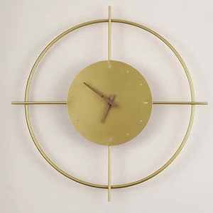 Horloge murale décorative en métal doré Design moderne idéal pour la décoration murale de bureau et d'hôtel - Product Image 1