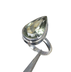 Améthyste verte Bague en argent sterling 925 avec pierres précieuses Bijoux faits à la main Mois de février Pierre de naissance Forme ovale Cadeau pour Noël - Product Image 1