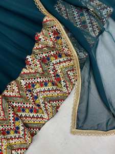 Robe Anarkali en Georgette brodée avec sequins et dupatta ample, idéale pour les fêtes, séchage rapide, vente en gros, haute qualité, prix bas - Product Image 5