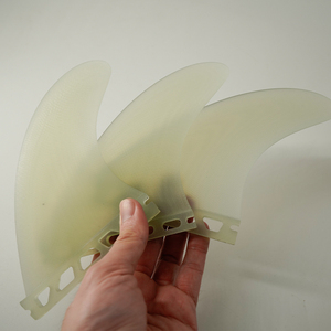 Fabricant de ailerons de planche de surf CNC sur mesure OEM / Usinage de haute précision pour modèles <span class=keywords><strong>FCS</strong></span>/Futures - Product Image 5