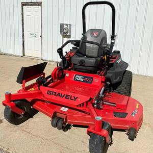 Tondeuse à gazon industrielle de haute qualité Gravely Zero Turn avec bac à herbe, alimentée à l'essence, 5,5 CV, bon état, prix - Product Image 1