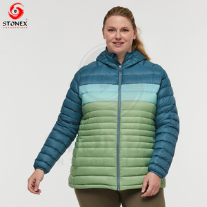 Chaqueta acolchada de manga larga para mujer de invierno 2024 con logotipo personalizado, Chaqueta de punto rellena de algodón transpirable con cremallera - Product Image 4