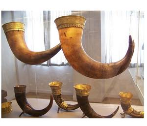 Viking <b>Drinking</b> Horn With Helm of Awe Engravings and <b>Stand</b> Viking <b>Drinking</b> Horn <b>Drinking</b> Tankard Medieval Horn - Product Image 5