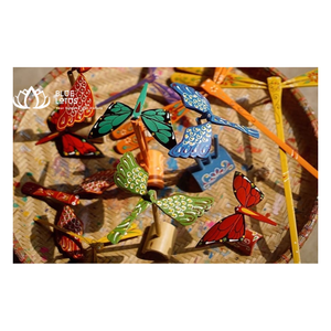 Nouveau cadeau d'affaires de style traditionnel libellule en bambou non peinte artisanat et jouets de haute qualité pour les enfants fabriqués au Vietnam - Product Image 1