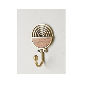 Crochet mural en aluminium poli de qualité supérieure avec finition brillante ajoutant une sensation de luxe aux murs intérieurs des maisons et des bureaux - Product Image 1