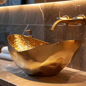 Évier en laiton élégant pour salle de bain, pour un design d'intérieur haut de gamme, améliorant l'espace avec une chaleur métallique - Product Image 1