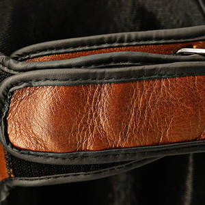 2025 último diseño espinilleras cuero seguridad desgaste espinilleras empeine almohadillas MMA piernas protectores y calentadores equipo de protección - Product Image 3