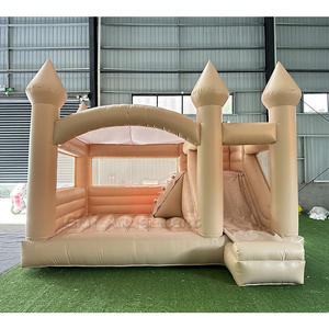 Château gonflable pour enfants à prix avantageux, couleur beige, avec toboggan - Product Image 1