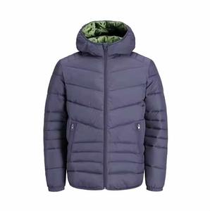 Chaquetas acolchadas de estilo callejero con logotipo personalizado para hombre, diseño único de burbujas, cierre de cremallera, cuello levantado, servicio OEM disponible - Product Image 3