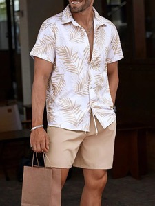 Conjunto de Camiseta y Pantalones Cortos de Forro Polar Transpirable con Estampado de Serigrafía en Poliéster/Algodón, Casual, Elegante y de Alta Calidad para Hombre - Product Image 3