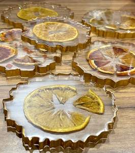 ELEVATE Dessous de verre en résine de luxe faits à la main Tampons carrés de couleur personnalisables pour tapis de table de cuisine au meilleur prix - Product Image 6