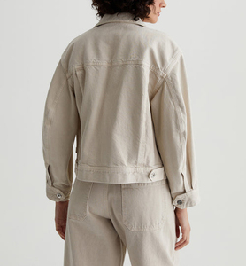 Chaqueta bomber de manga larga para mujer, Chaqueta de punto transpirable con relleno de algodón y decoración de remaches, servicio OEM - Product Image 6