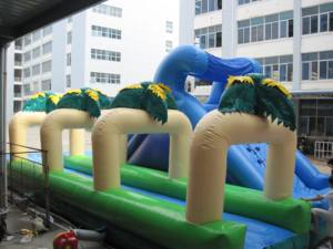 Toboggan aquatique gonflable avec piscine - Product Image 5